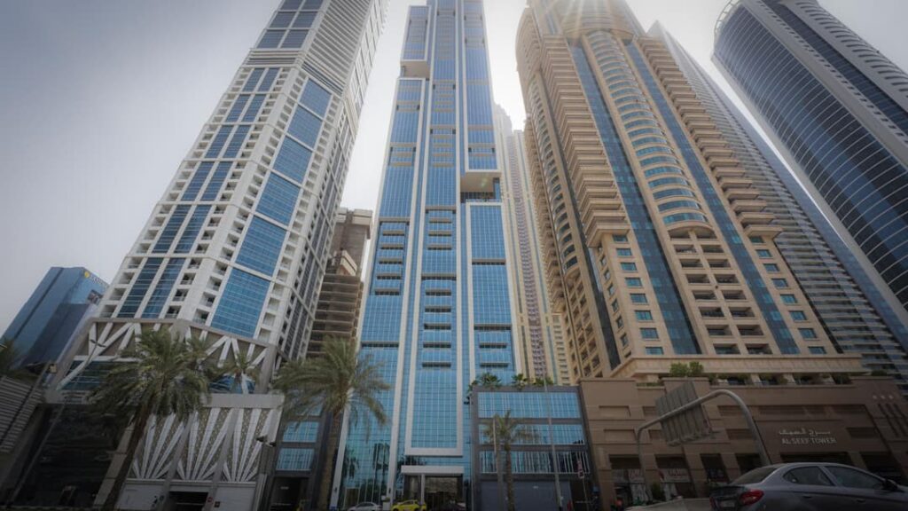 Marina Arcade Tower: Luxury Apartments in Dubai Marina
